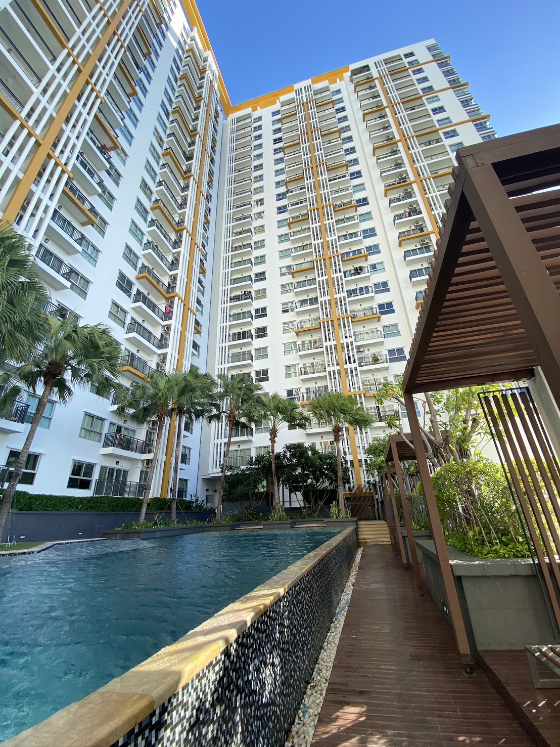 คอนโด เดอะพาร์คแลนด์ ตากสิน-ท่าพระ  35 ตรม. ชั้น 22 ตอบโจทย์คนทำงานย่านสาทร-สีลม ใกล้รถไฟฟ้า